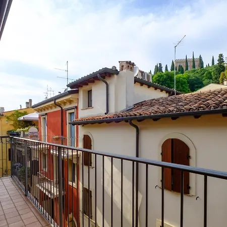 L' Ultima Rosa Apartmán Verona